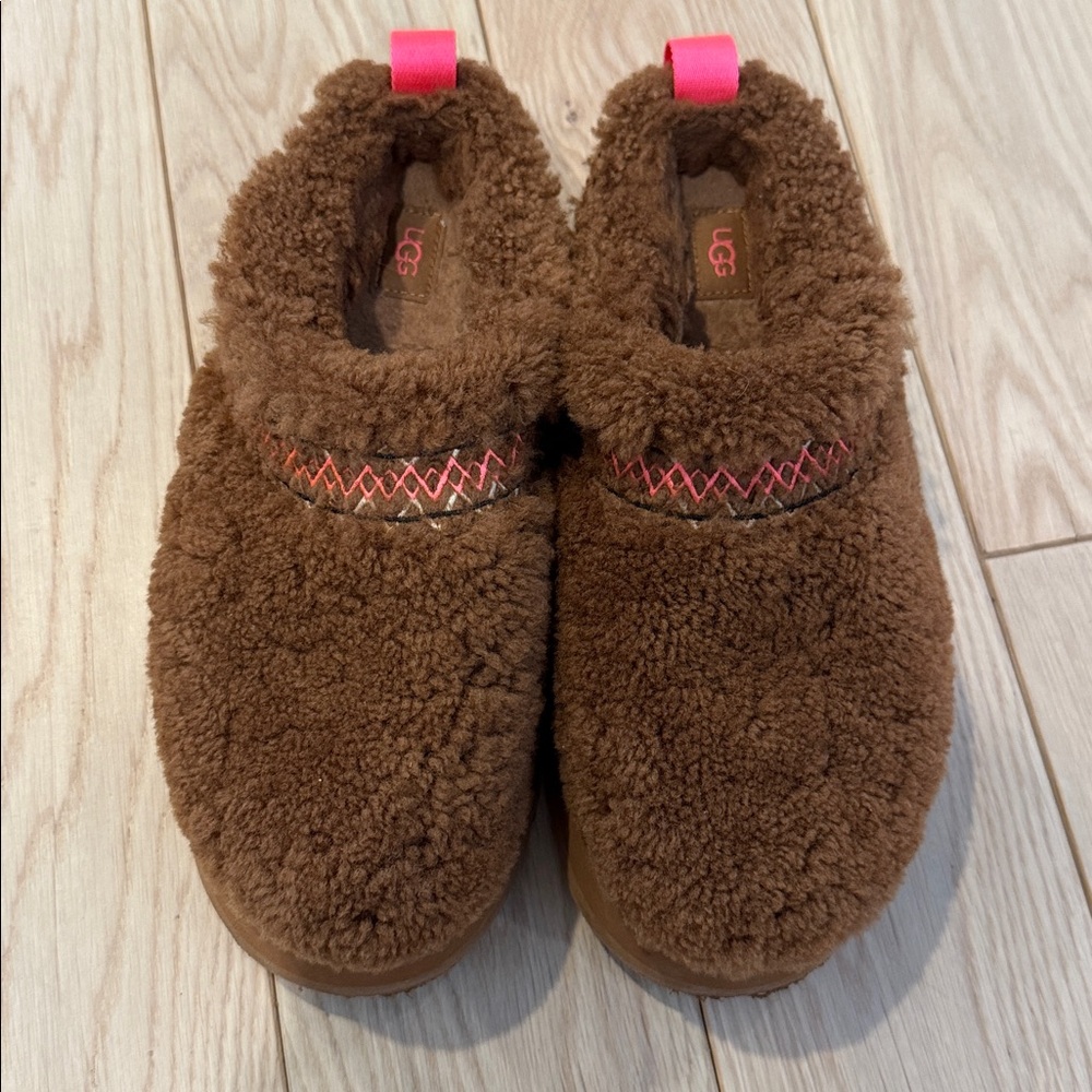 Ugg Tazz Braid Platform size 9 - Picture 5 of 5